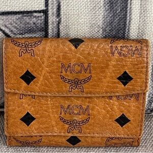 MCM VINTAGE TRI-FOLD Signature VISETOS canvas Leather Wallet UNISEX 💯Authentic